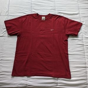 NIKE grey tag Burgundy Tee